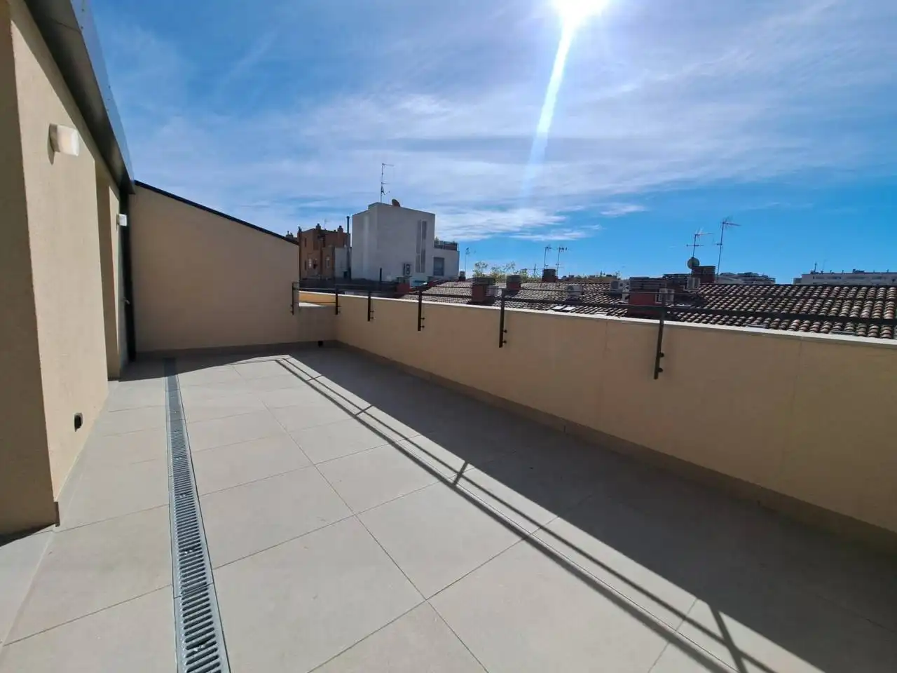 Terraza de Piso de alquiler en Sabadell con Aire acondicionado, Calefacción y Parquet