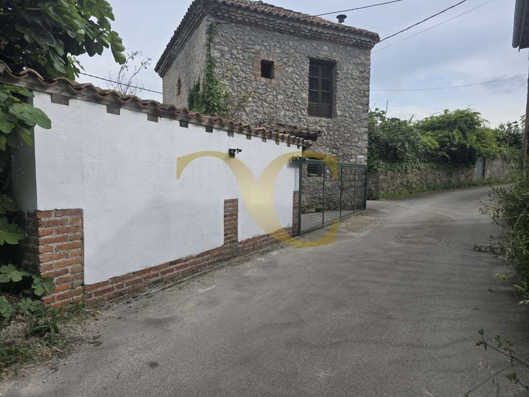 Exterior view of House or chalet for sale in Llanes  with Heating, Terrace and Furnished