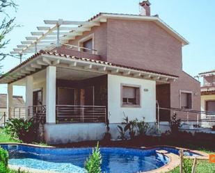 Piscina de Casa o xalet en venda en L'Aldea amb Aire condicionat, Calefacció i Jardí privat