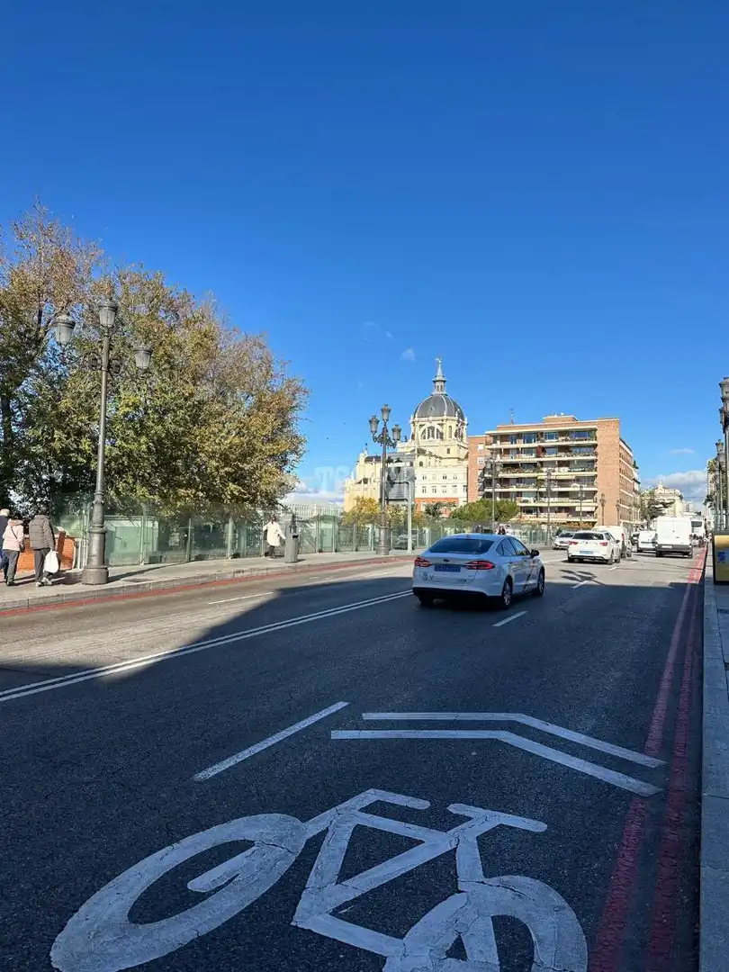 Vista exterior de Piso en venta en Madrid con Aire acondicionado y Calefacción