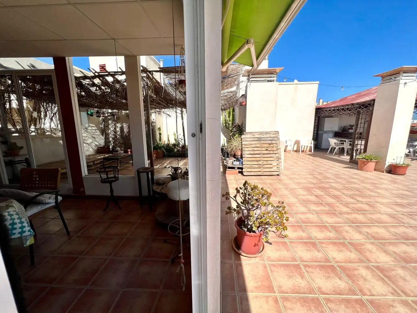 Ático de alquiler en Elche / Elx con Aire acondicionado, Calefacción y Terraza
