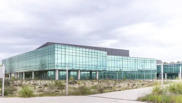 Gebäude zur Miete in C/ Font de L´atmelló, Polígon Industrial Domenys