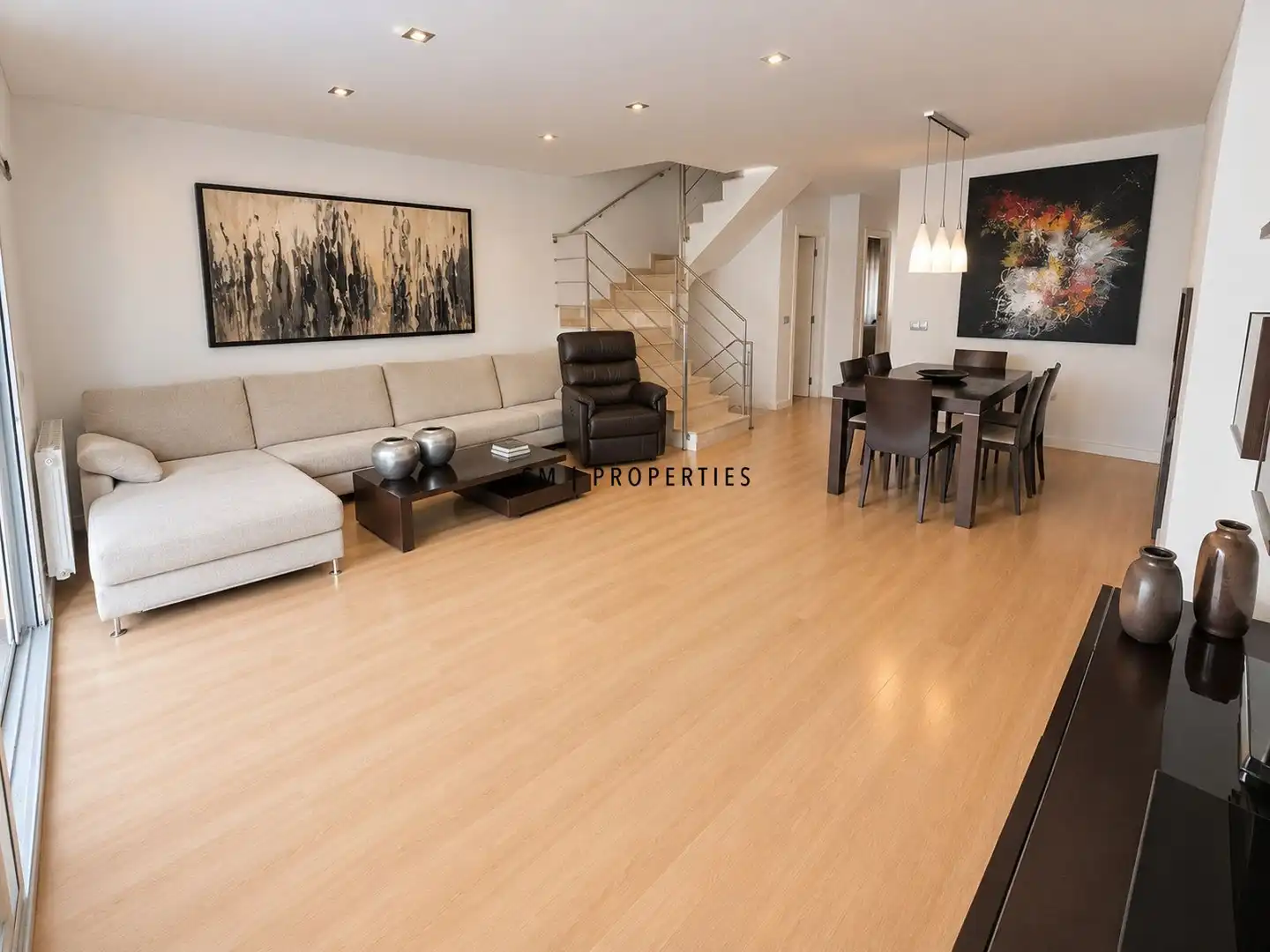 Detached homes for rent in Campolivar