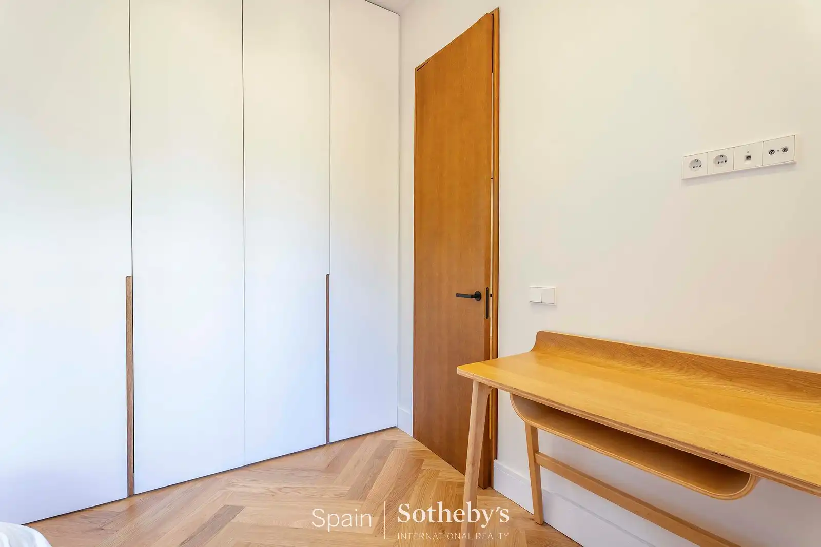 Apartments for sale in Madrid  with Air Conditioner and Heating