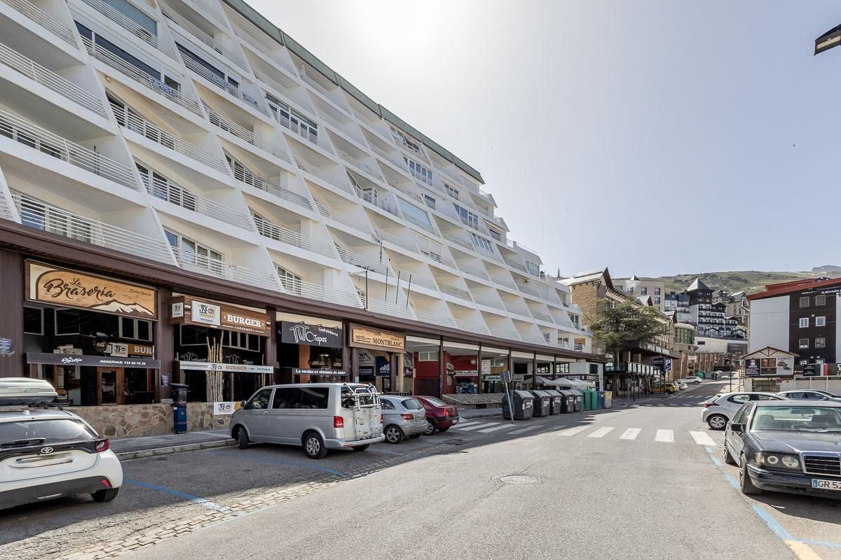 Exterior view of Apartment for sale in Sierra Nevada