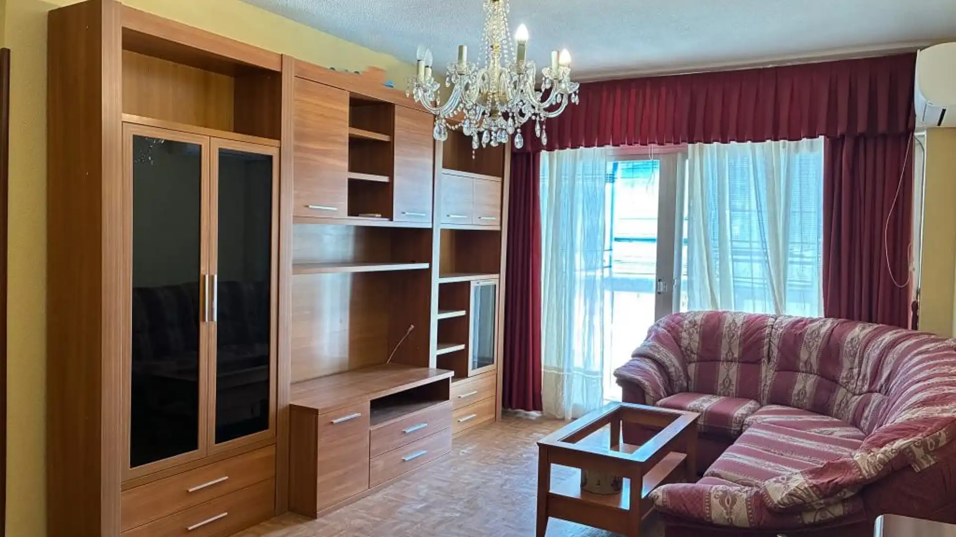 Living room of Flat for sale in  Madrid Capital  with Air Conditioner and Heating