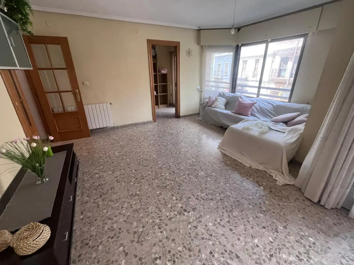 Habitación de Piso en venta en La Pobla de Farnals con Terraza, Horno y Balcón