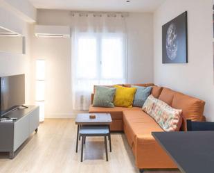 Living room of Apartment to share in  Madrid Capital  with Air Conditioner and Terrace