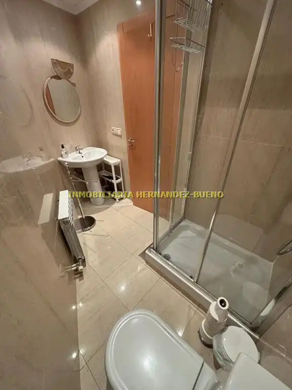 Baño de Piso en venta en Salamanca con Aire acondicionado y Calefacción