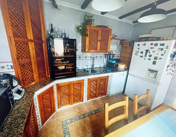 Casa-chalet en Venta en Los Almendros - El Limonero - El Tomillar