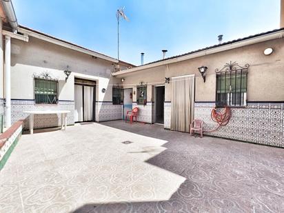Exterior view of House or chalet for sale in Puertollano  with Air Conditioner, Heating and Terrace