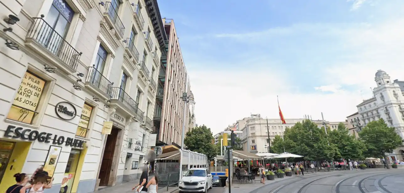 Vista exterior de Casa o xalet en venda en Zaragoza