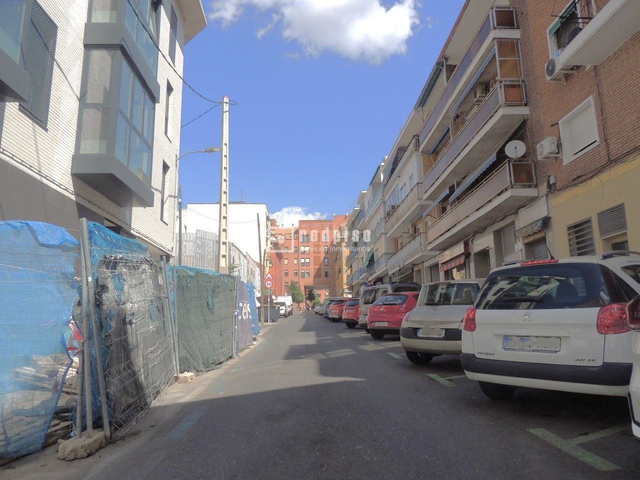 Exterior view of Premises for sale in  Madrid Capital