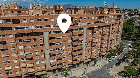 Foto 3 de Piso en venta en Garbinet - Parque de las Avenidas, Alicante / Alacant