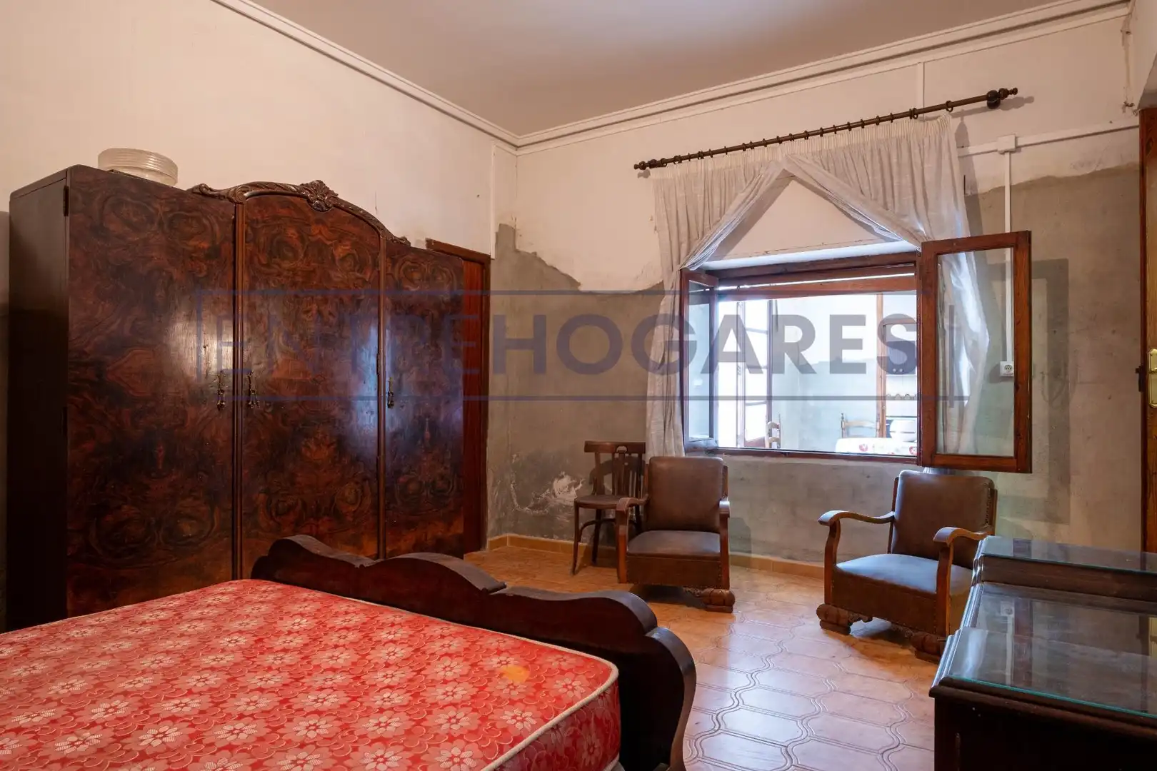 Habitación de Finca rústica en venta en Alfara del Patriarca con Terraza, Trastero y Balcón