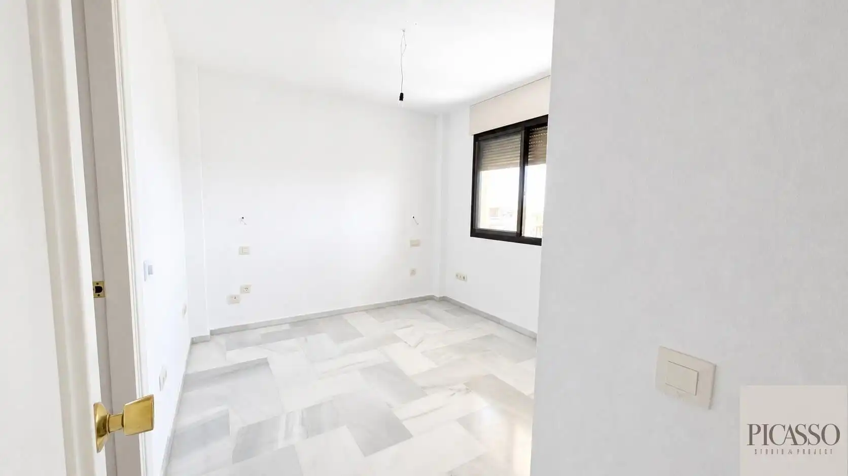 Habitación de Piso en venta en Torremolinos con Aire acondicionado, Jardín privado y Trastero