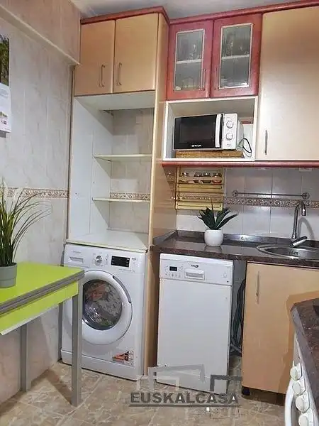 Küche von Wohnung zum Verkauf in Bilbao  mit Heizung und Parkett
