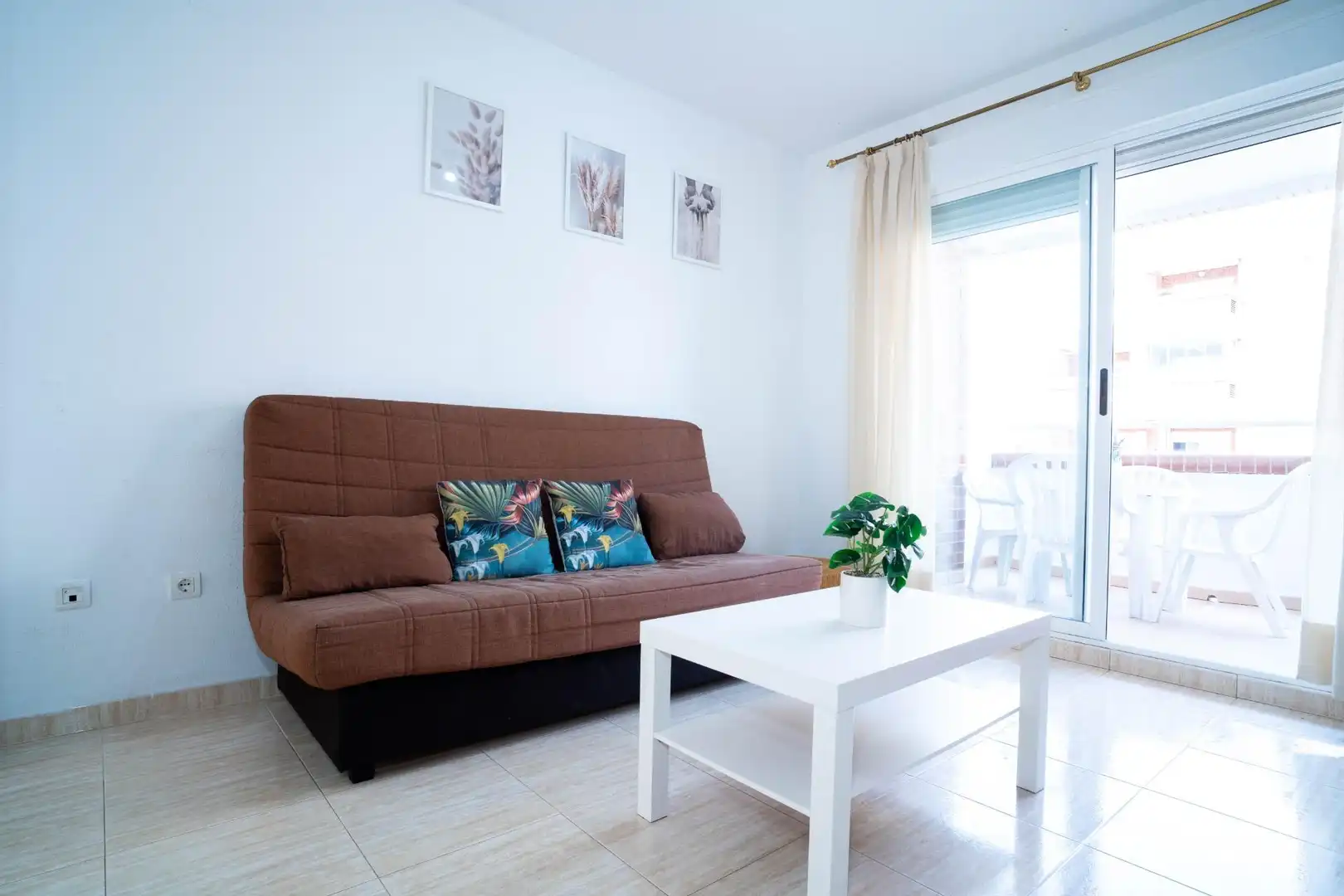 Sala d'estar de Apartament en venda en Oropesa del Mar / Orpesa amb Terrassa, Traster i Moblat