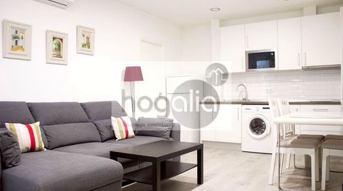 Photo 2 of Flat for rent in Los Remedios, Sevilla Capital