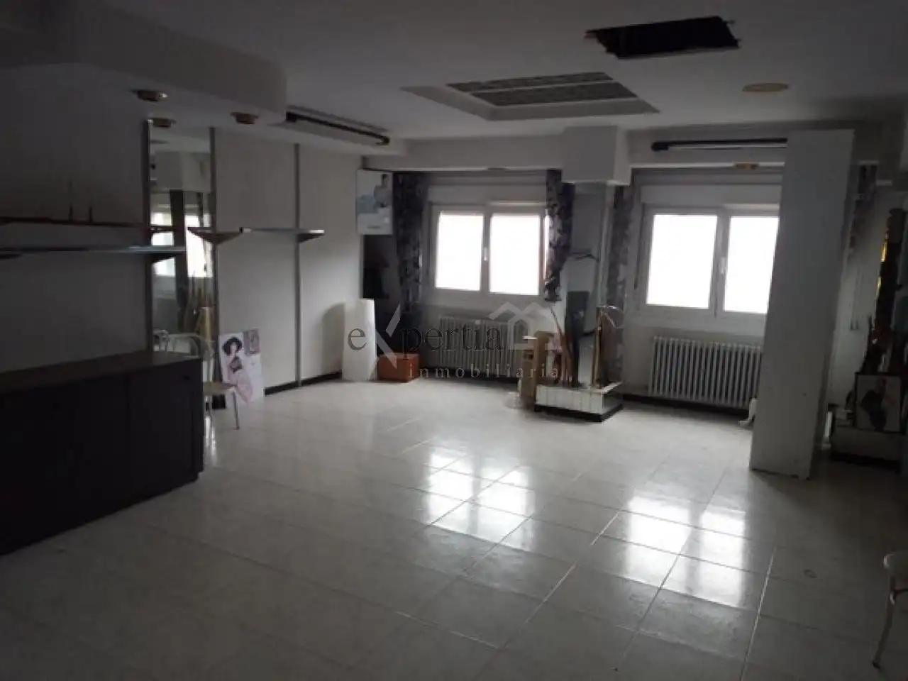 Commercial properties for rent in Boiro  with Furnished