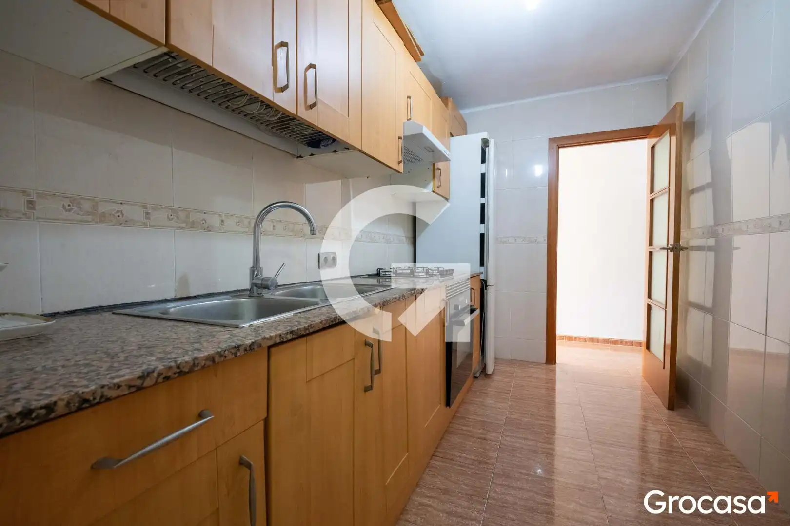 Kitchen of Flat for sale in Mataró  with Air Conditioner, Oven and TV