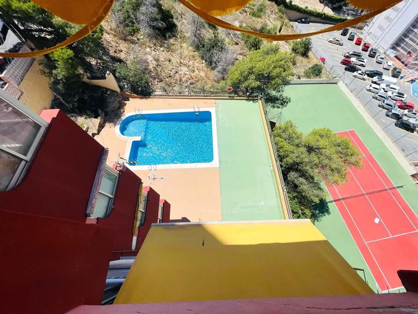 Piscina de Apartament en venda en Benidorm amb Aire condicionat, Moblat i Balcó