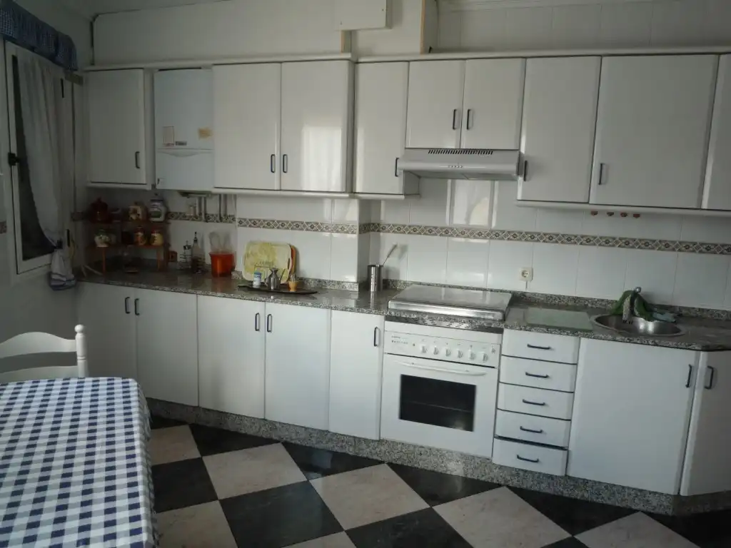 Küche von Wohnung zum Verkauf in Cacabelos