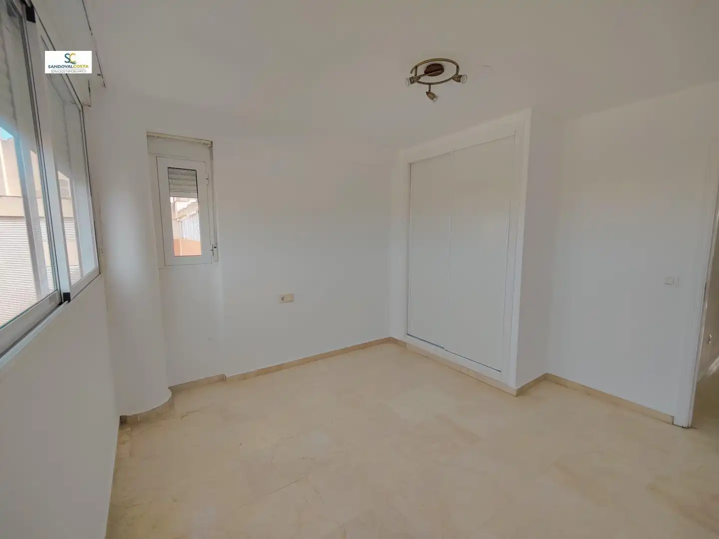 Dormitori de Àtic de lloguer en Alicante / Alacant amb Piscina comunitària