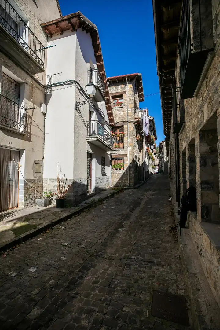 Vista exterior de Casa o chalet en venta en Valle de Hecho con Balcón