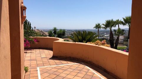 Apartamento de 2 dormitorios y 2 baños con magníficas vistas en Palacetes Los Belvederes.