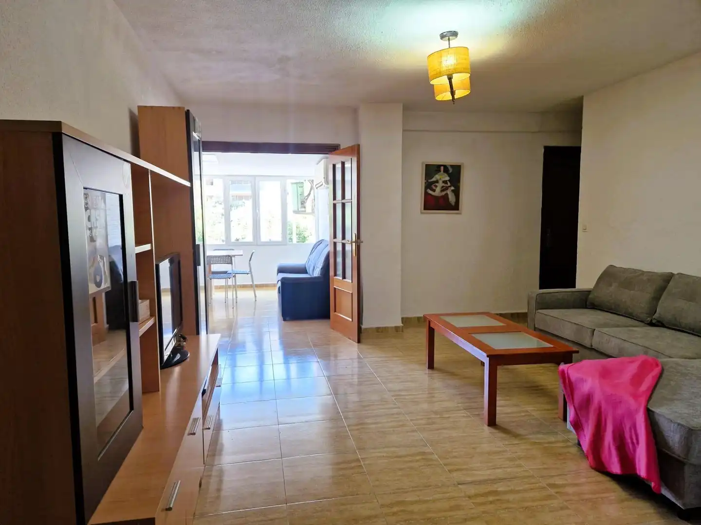 Sala de estar de Piso para compartir en Granada con Calefacción, Terraza y Amueblado