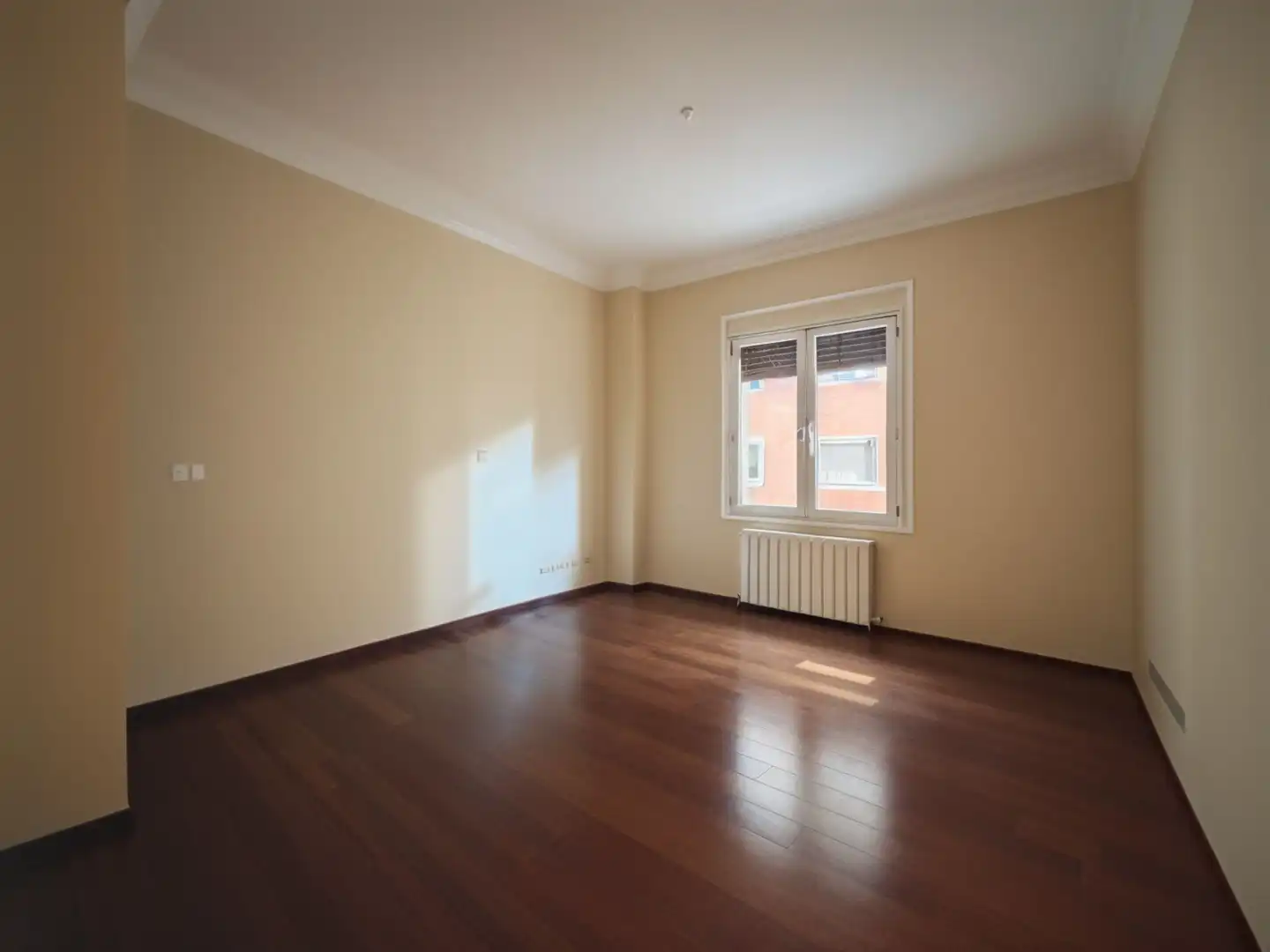 Habitación de Piso en venta en Zaragoza con Aire acondicionado, Calefacción y Trastero