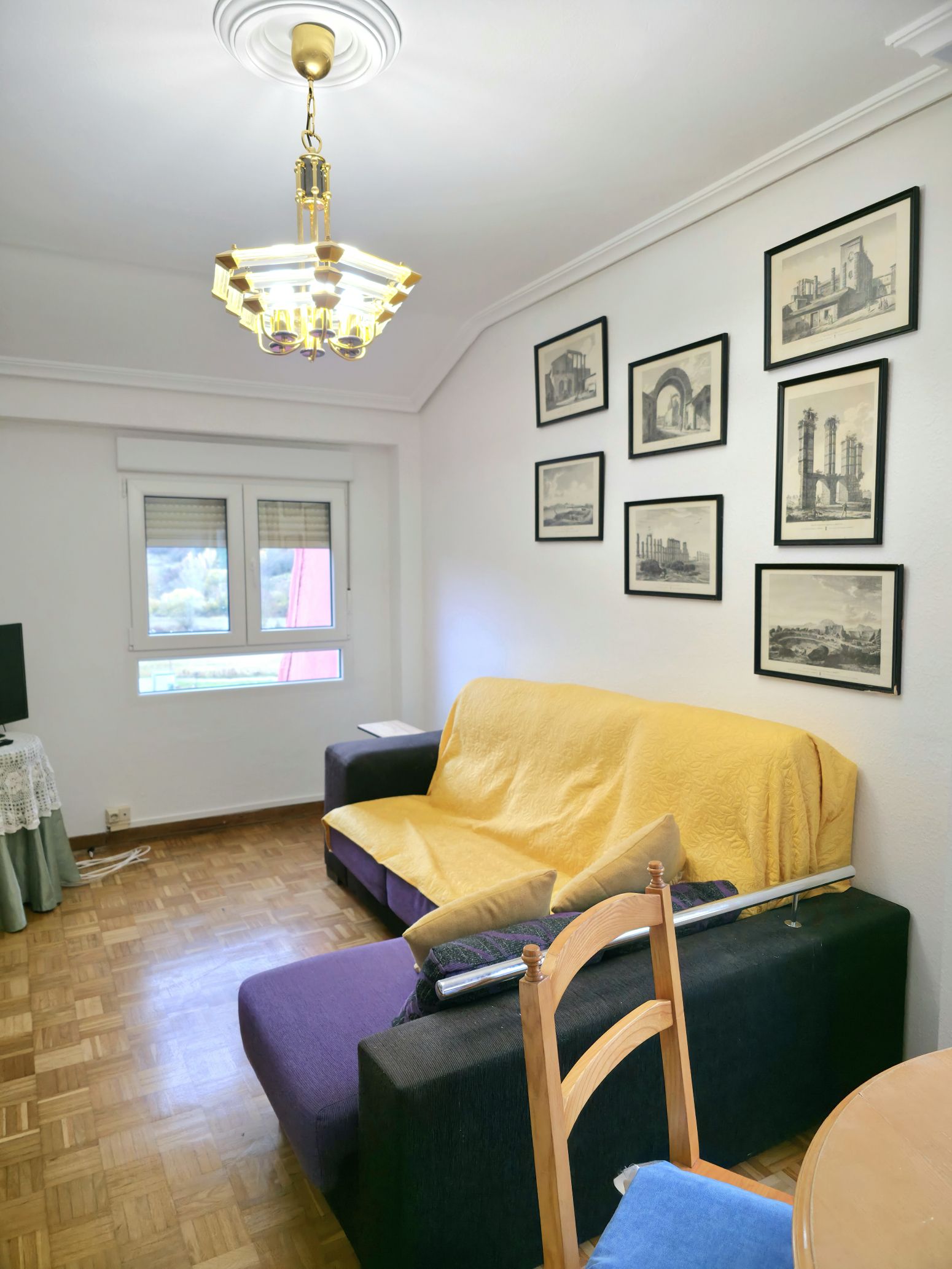 Living room of Flat for sale in Cervera de Pisuerga  with Heating and Furnished