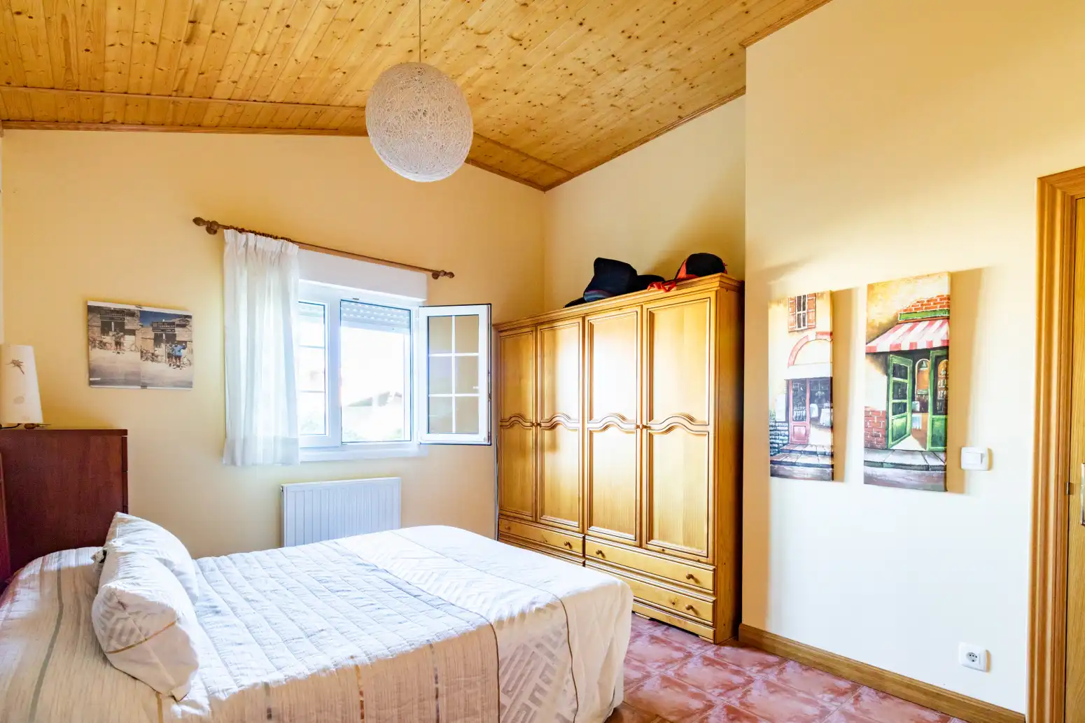 Habitación de Casa o chalet en venta en Ayegui / Aiegi con Calefacción, Trastero y Piscina