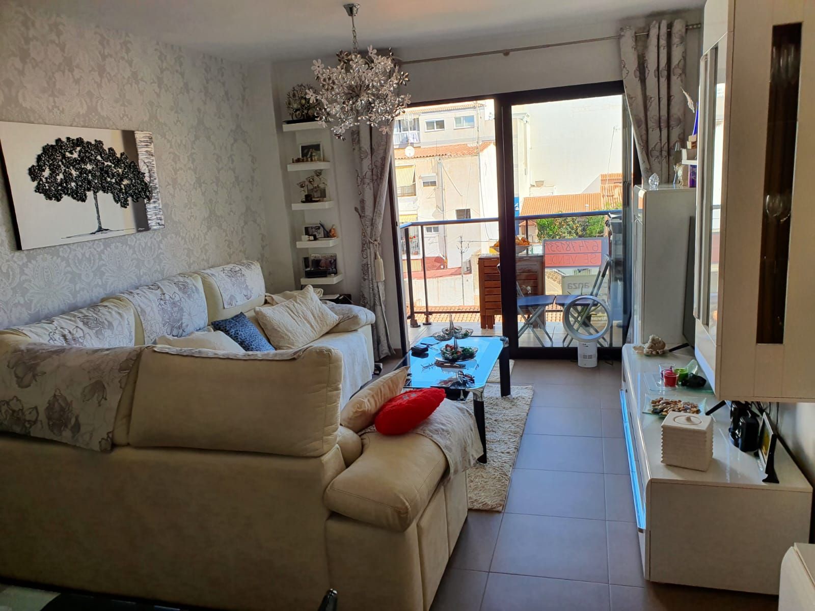 Sala d'estar de Apartament en venda en Benidorm amb Terrassa, Traster i Moblat