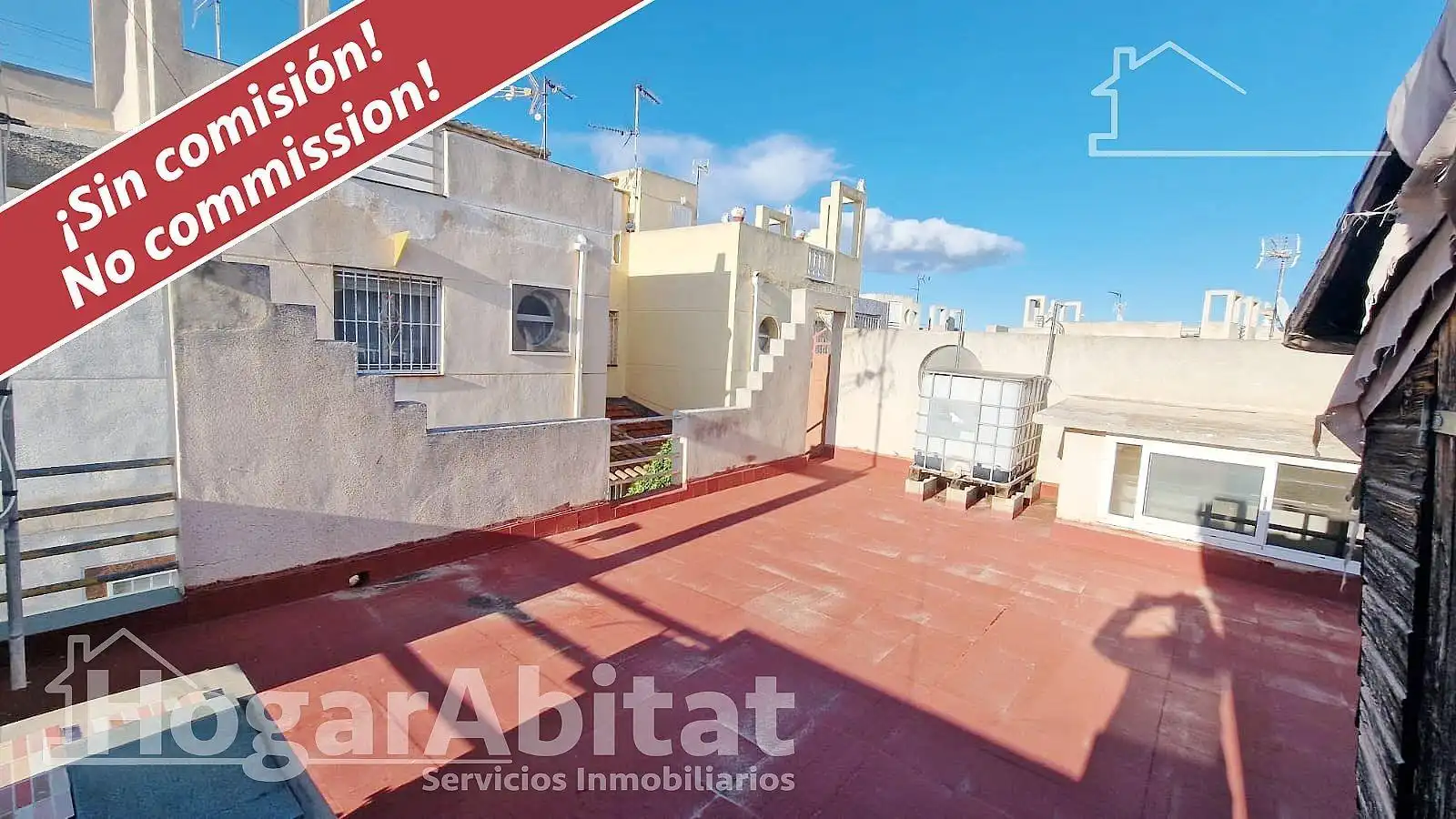 Piso en venta en Calle Águilas, Zona Carrefour - Urbanizaciones