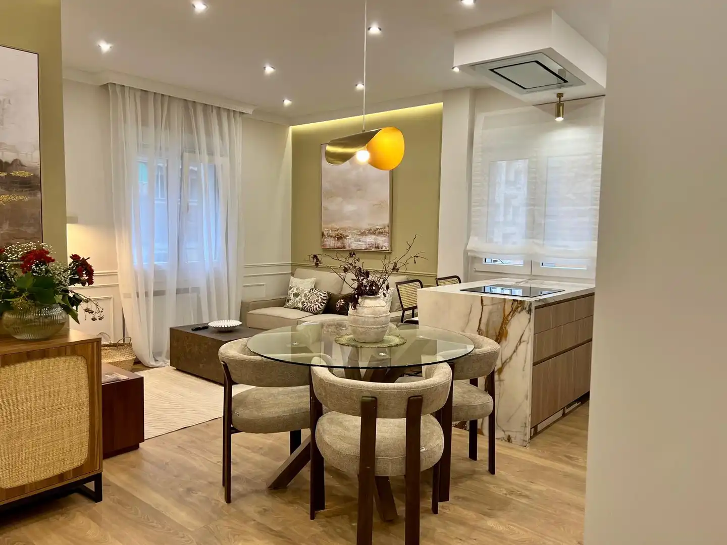 Dining room of Flat for sale in  Madrid Capital  with Air Conditioner, Heating and Storage room