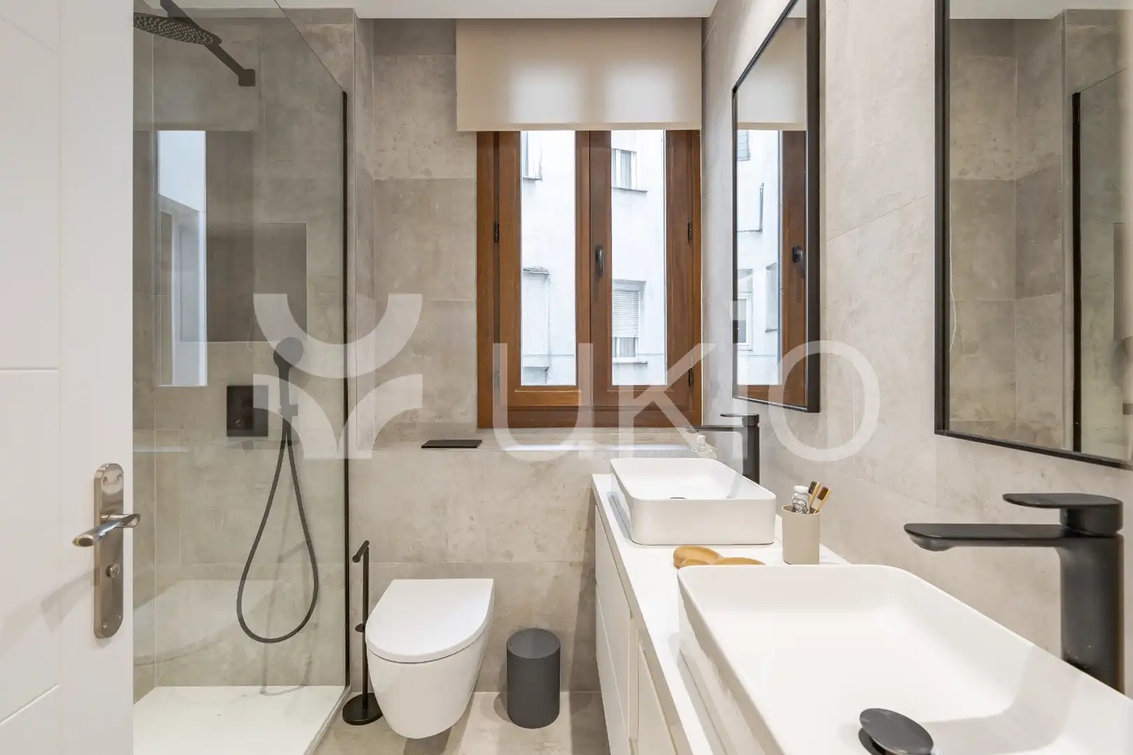 Badezimmer von Wohnungen zur Miete in Madrid mit Klimaanlage, Heizung und Terrasse