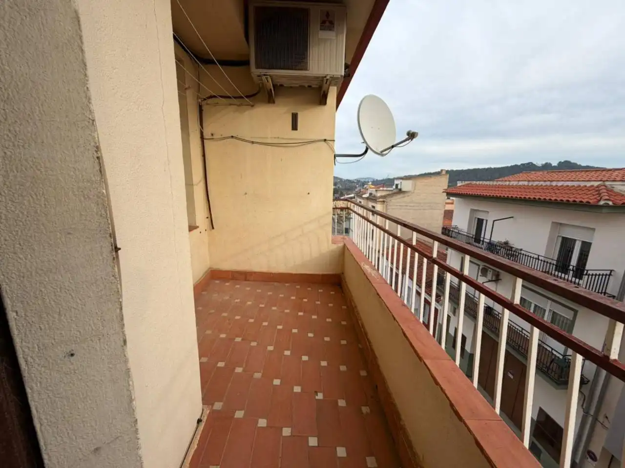 Terraza de Piso en venta en Ayora con Balcón