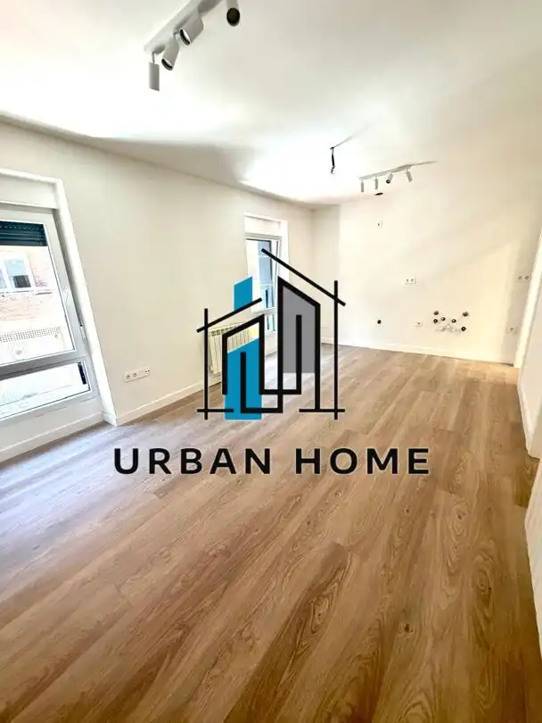 Exterior view of Flat for sale in León Capital   with Heating, Parquet flooring and Storage room