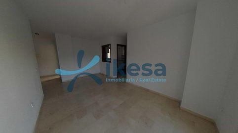 Foto 5 de Piso en venta en Sierra de Estepona - Avda. de Andalucía, Estepona