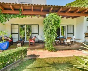 Jardí de Finca rústica en venda en Barbate amb Aire condicionat, Terrassa i Piscina