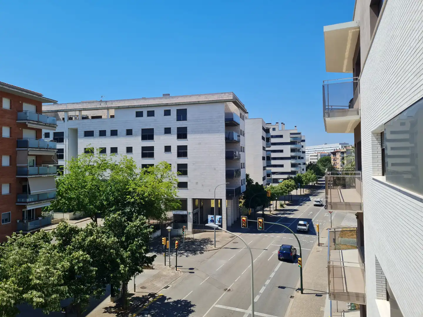 Vista exterior de Pis de lloguer en Girona amb Aire condicionat, Calefacció i Parquet
