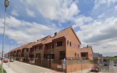 Exterior view of House or chalet for sale in Valdemoro  with Air Conditioner and Terrace