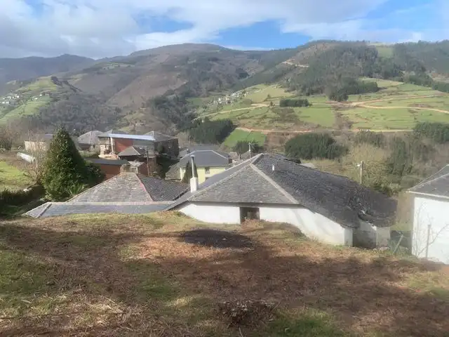 Finca rústica en venta en Villayón con Terraza y Trastero