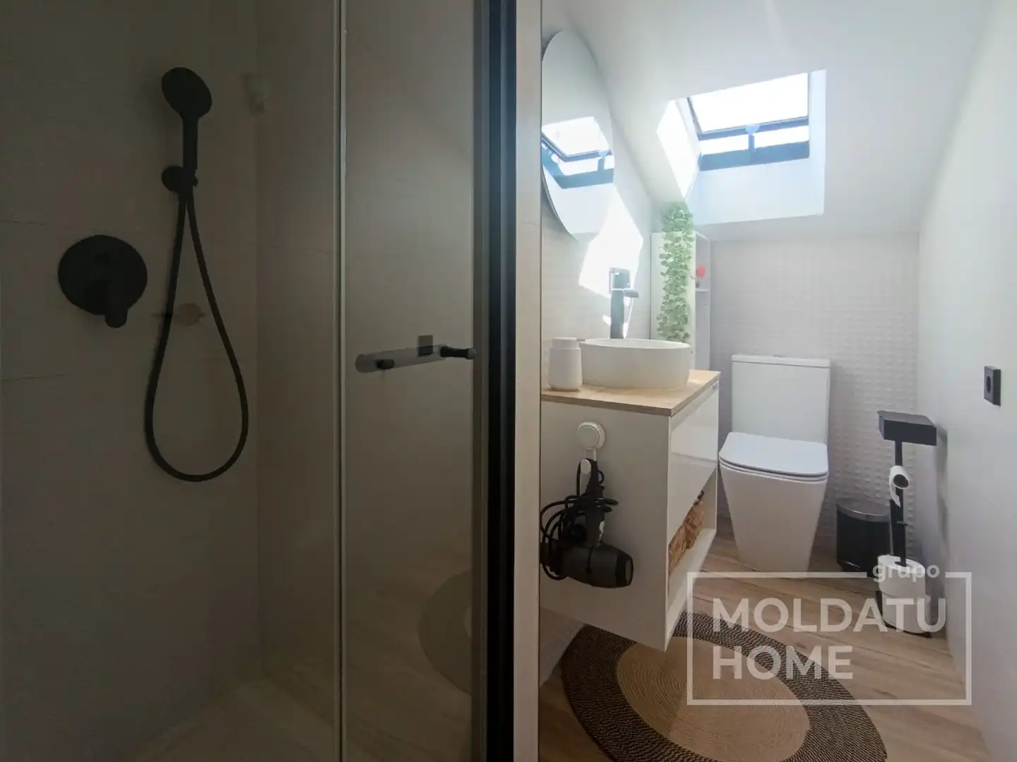 Bathroom of Flat for sale in Oiartzun, Gipuzkoa