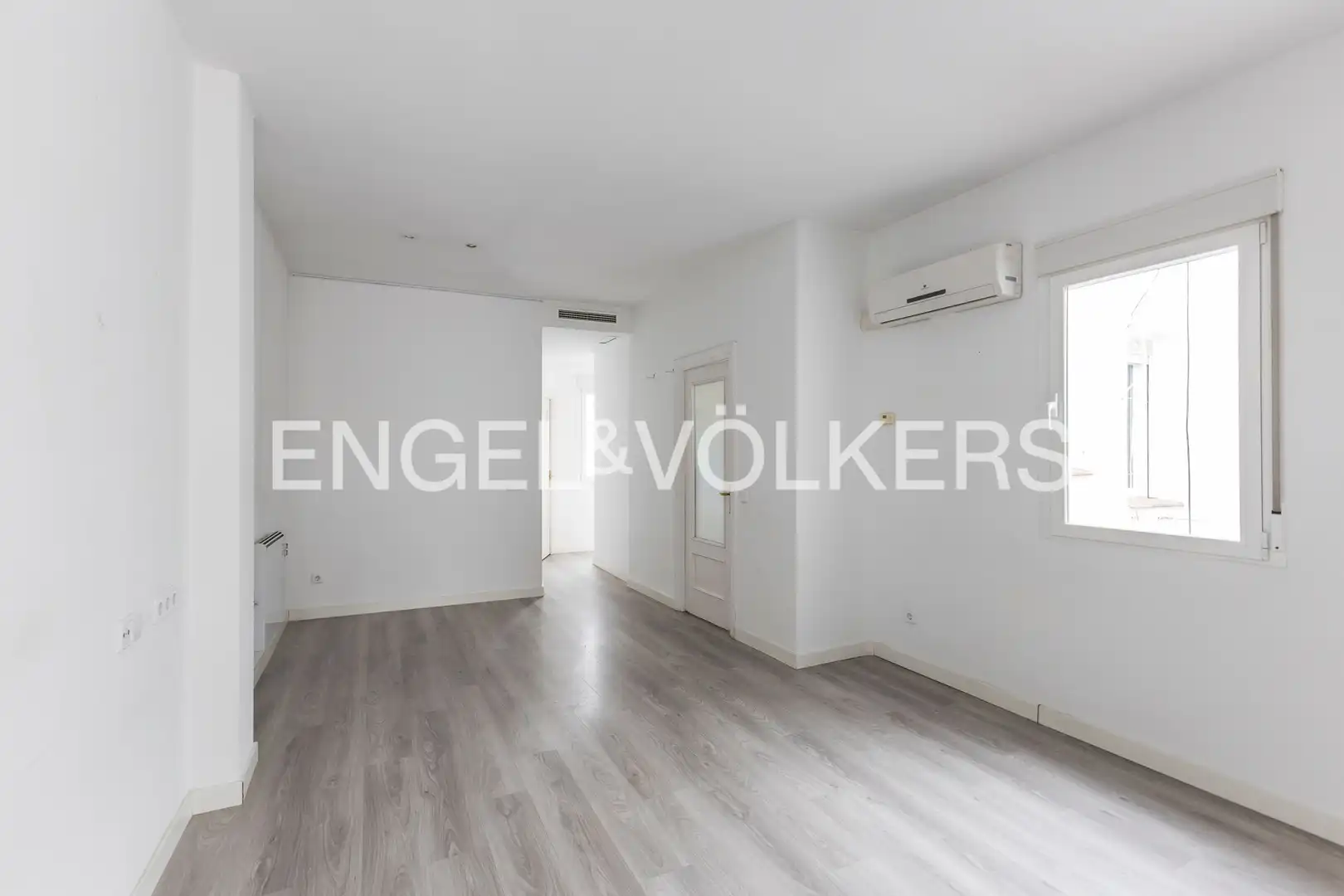 Attic for rent in Barrio de Salamanca