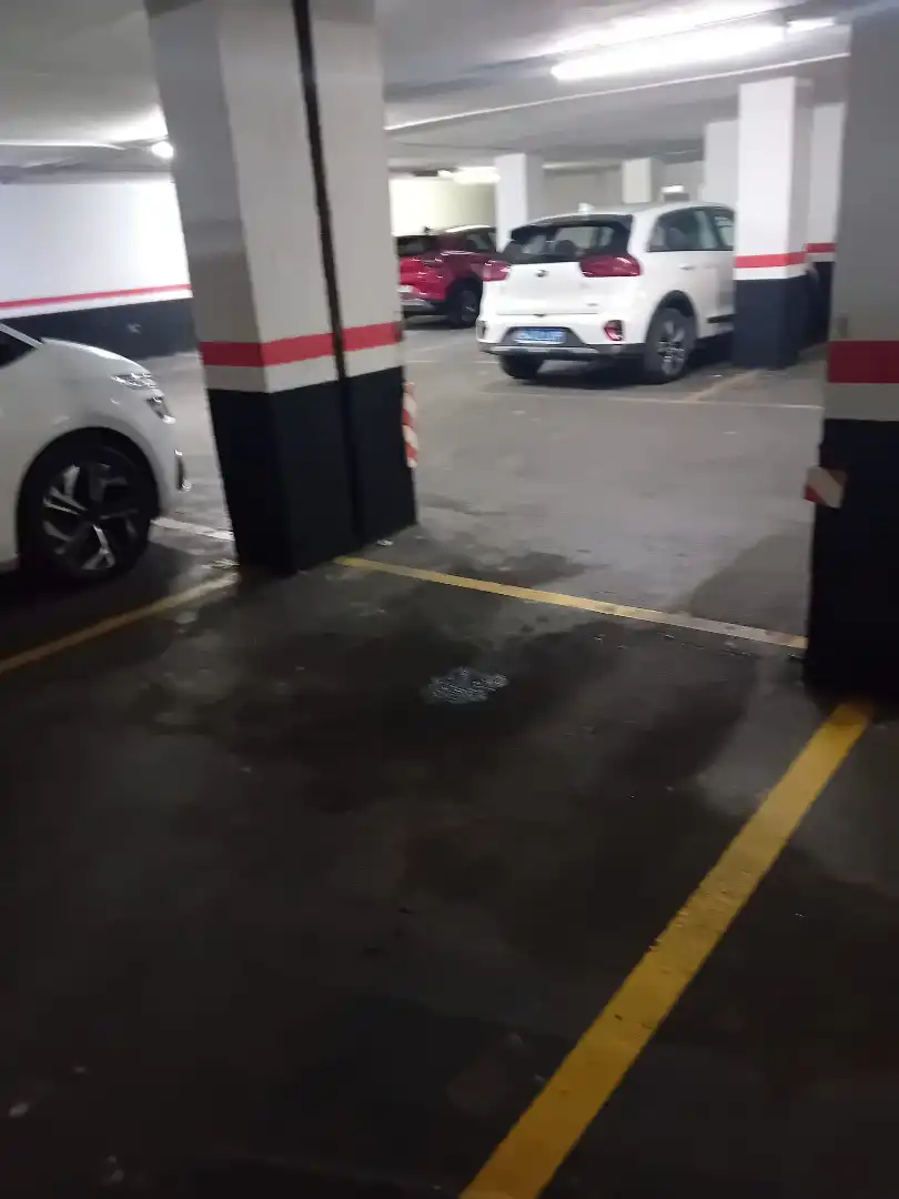 Einzelparkplatz mit Aufzug zum Verkauf in Carrer de Màlaga, imagen 8