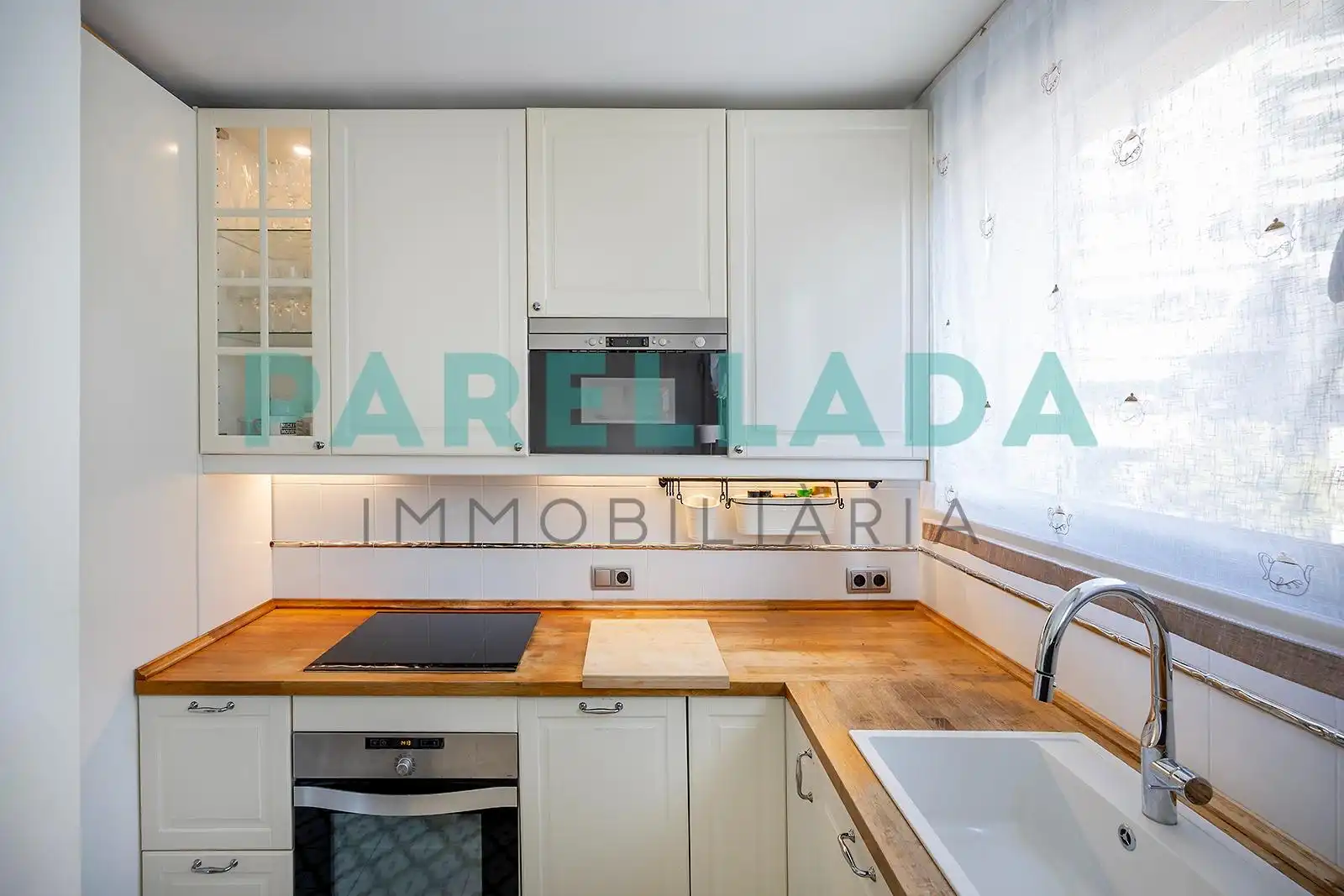 Cocina de Casa o chalet en venta en Badalona con Aire acondicionado, Calefacción y Terraza