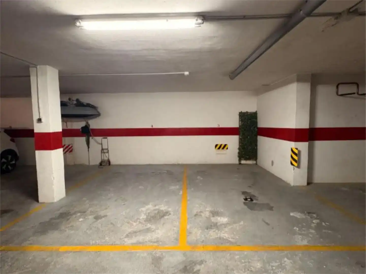 Parking de Ático en venta en Torrevieja con Aire acondicionado, Piscina y Balcón